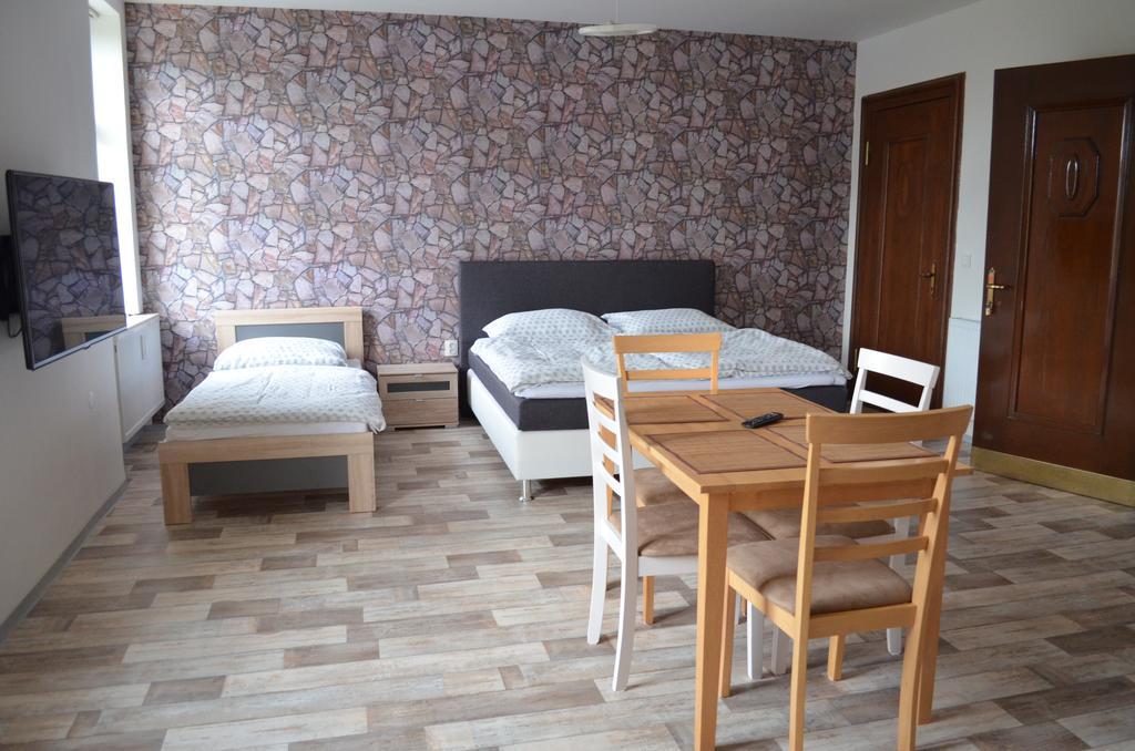 Penzion Jungmannova Sluknov Ruang foto